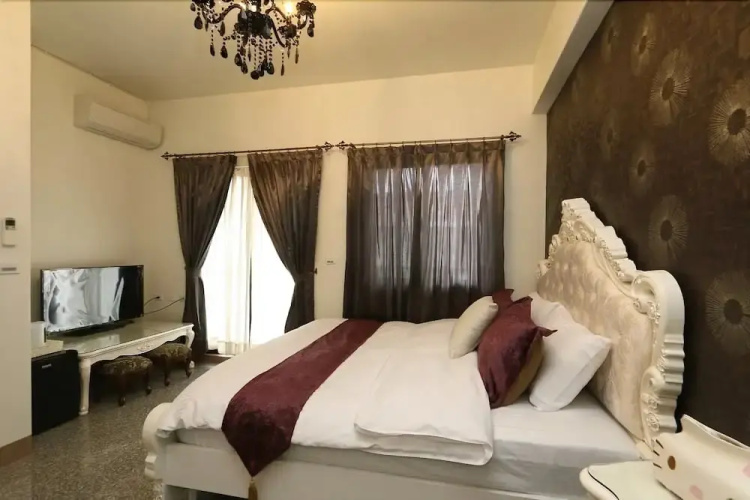 Wei Yu House I