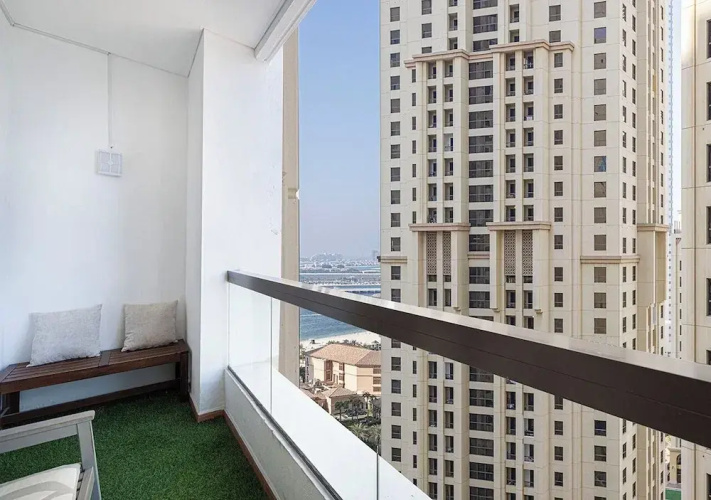 Jbr Beach Hostel