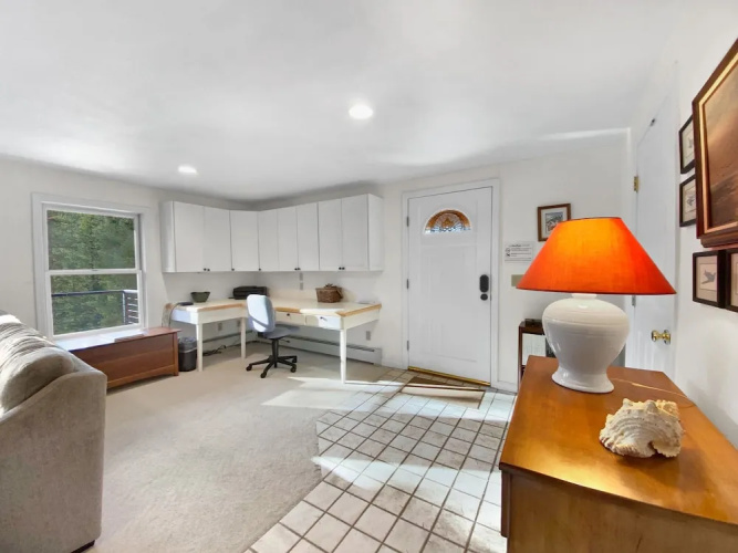 Daniels Mountain View Log 4 Bedroom Home by RedAwning