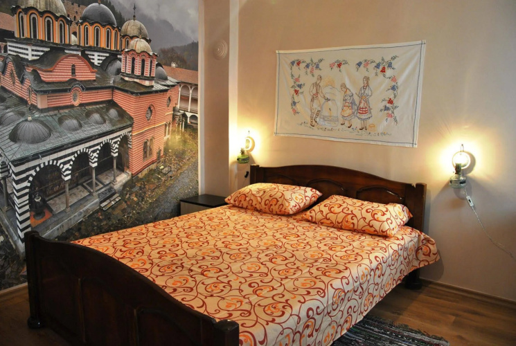 Hostel 10 Coins