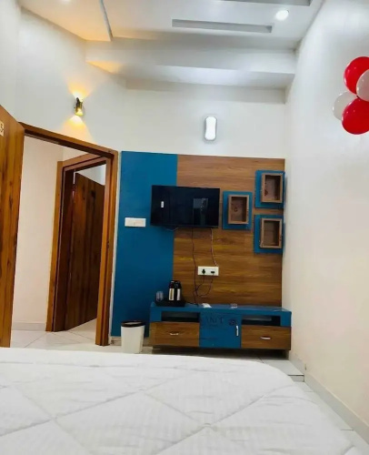 R3 Hotel