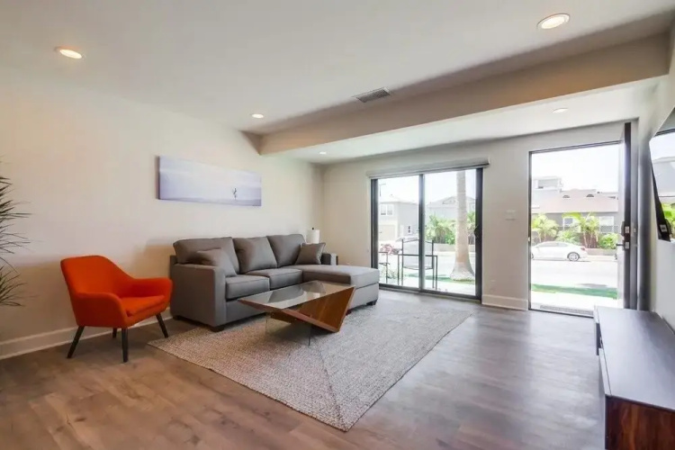 Boomer 2 condo
