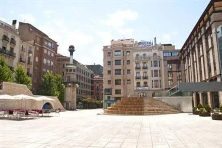 El Hostal Residencia Mundial