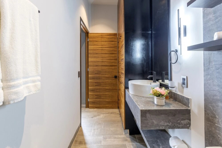 El Desierto by Naya Homes