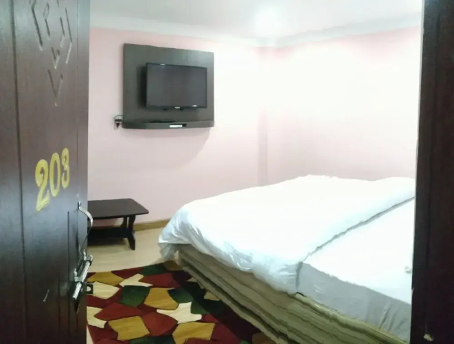 Hotel Samrajya