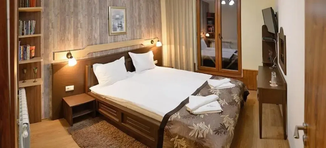 2 Bedrooms Apartment with view