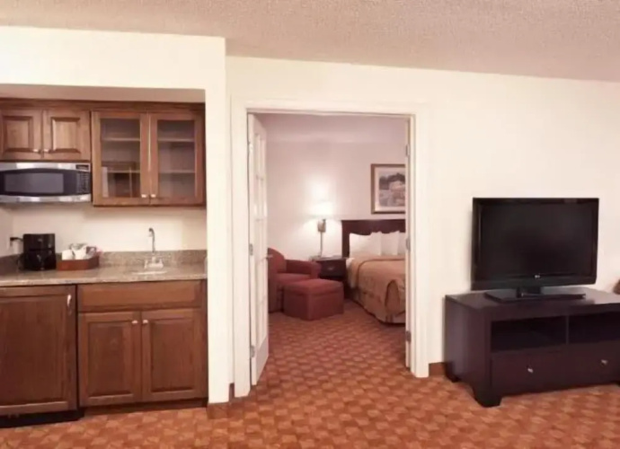 Ann Arbor Regent Hotel & Suites