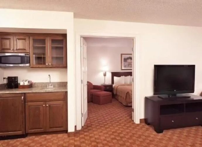 1 Bedroom Suite