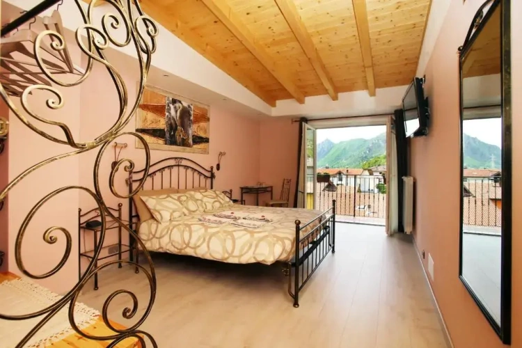 Standard Double room with balcony