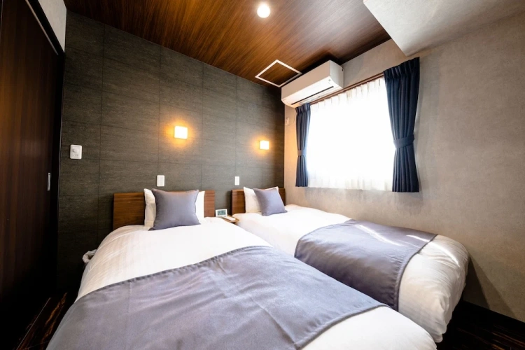 3 Bedrooms Cottage