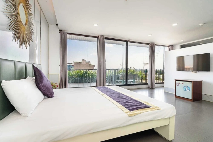 Deluxe Suite