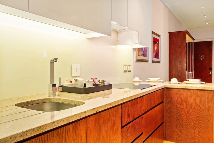 Taj Hotel&nbsp;305