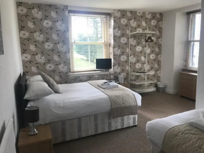 Superior Triple room