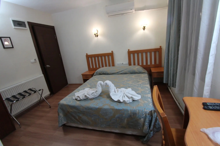 Hotel Ave Maria