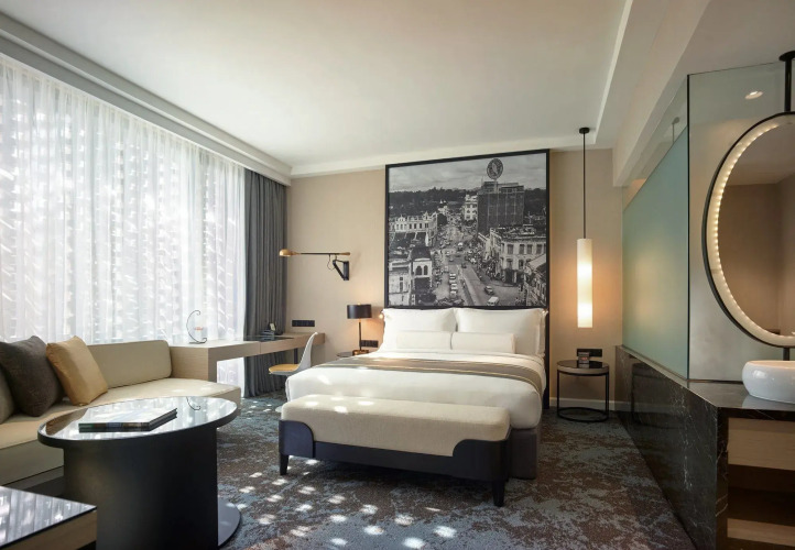 Hotel Stripes Kuala Lumpur, Autograph CollectionOver view