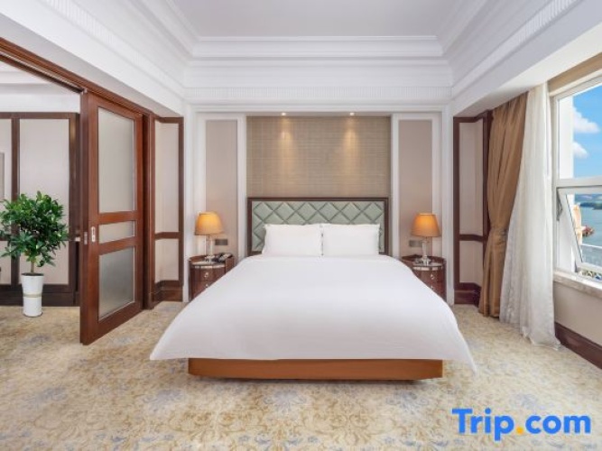 Double Duplex Suite with sea view