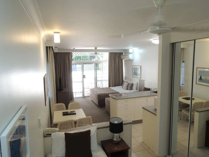 Reef Palms Motel