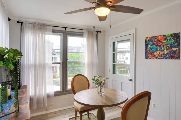 5 Blocks to Beach: Apt w/ Balcony in Ocean Grove!
