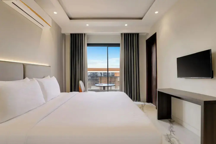 The Hoften Sukh Vasa, Sector 51 & Golf Course Ext Road
