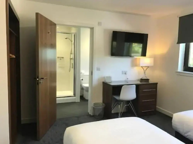 Premier Lodge
