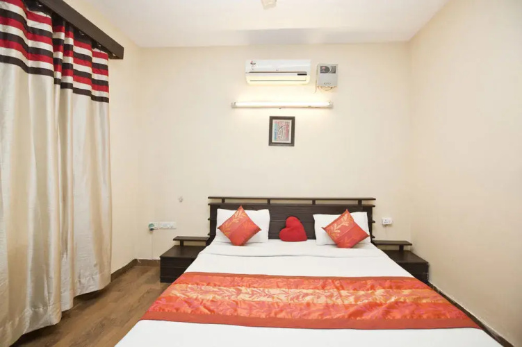 OYO 429 Hotel Kisna Residency