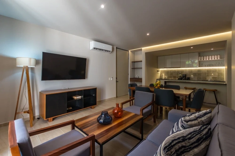 1 Bedroom Grand Apartment with balcony