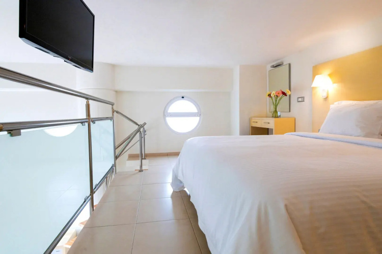 High Beach Hotels Collection