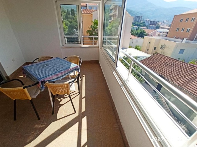 Apartment with balcony