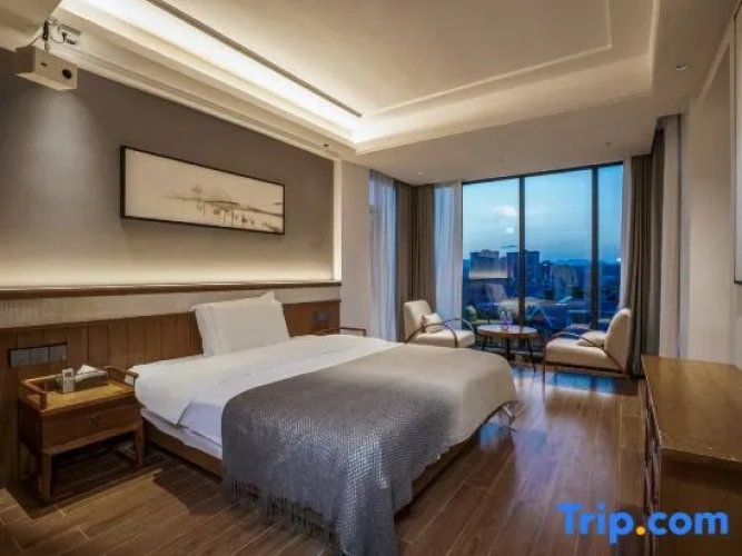 Family Suite with sunset view
