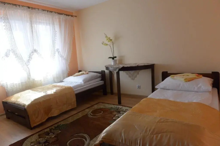 Hotelik Pod Lwami