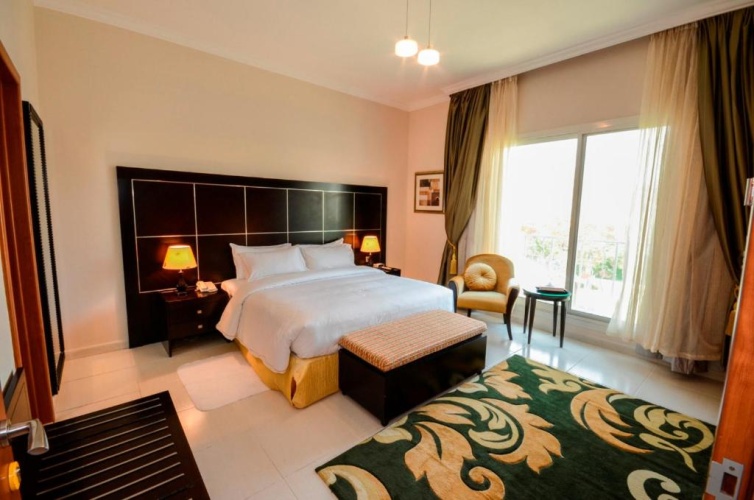 3 Bedrooms Villa