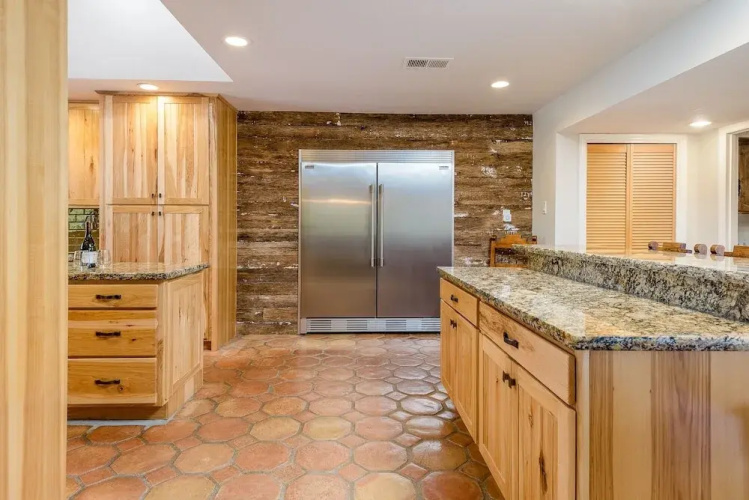 Full Circle Ranch 6 Bedroom Home