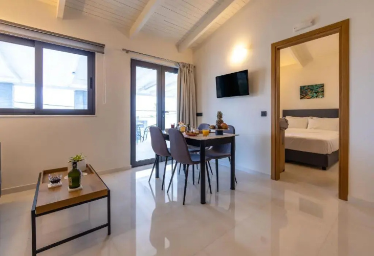 Astron Aparthotel by Estia