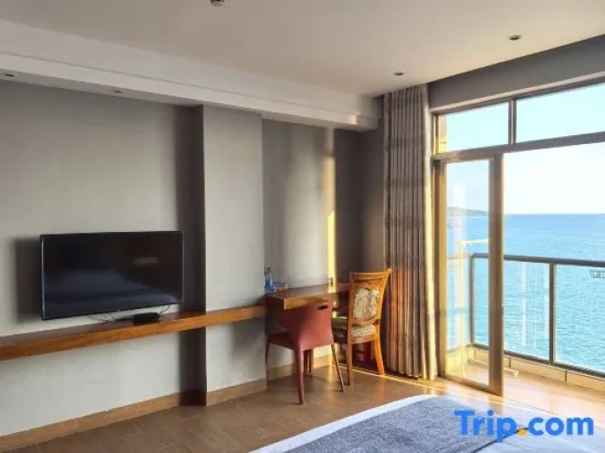 Deluxe Double room with balcony and with sea view
