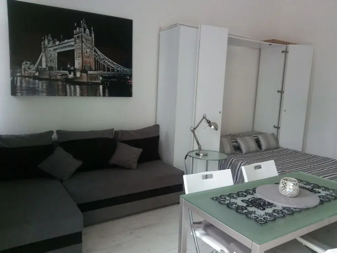 New Modern Studio on River