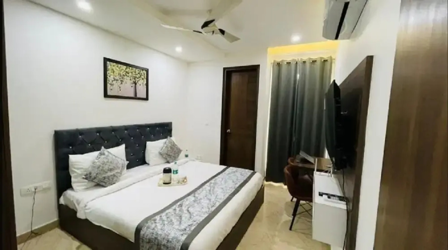 Reebah Inn & Suites