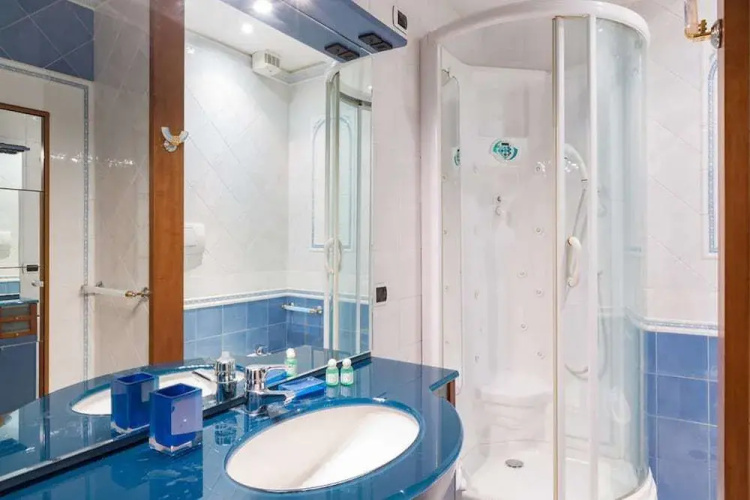 The Colosseum Suite
