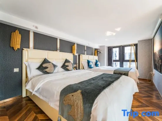 Twin Family Suite