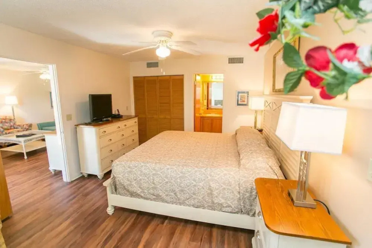 Hibiscus Condo - Pool View, 2br/2bth, 3 Pools, Wifi