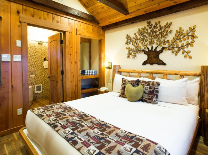 Cedar Glen Lodge