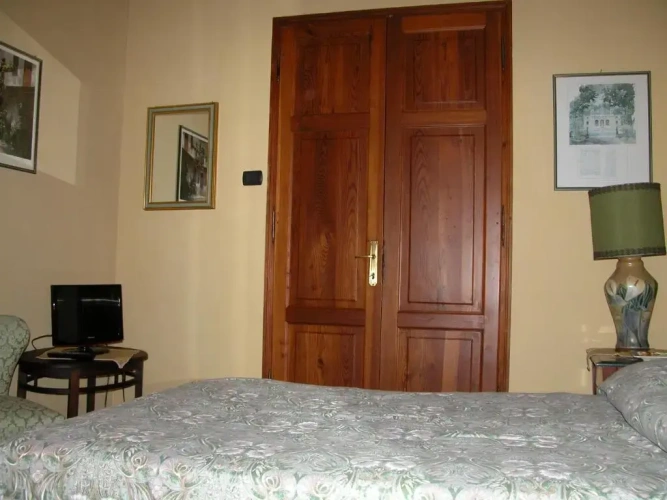 Standard Double room with view