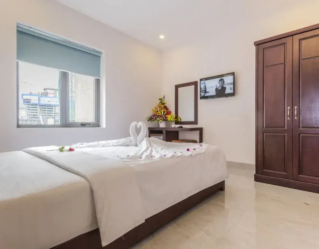 Azure Hotel Danang