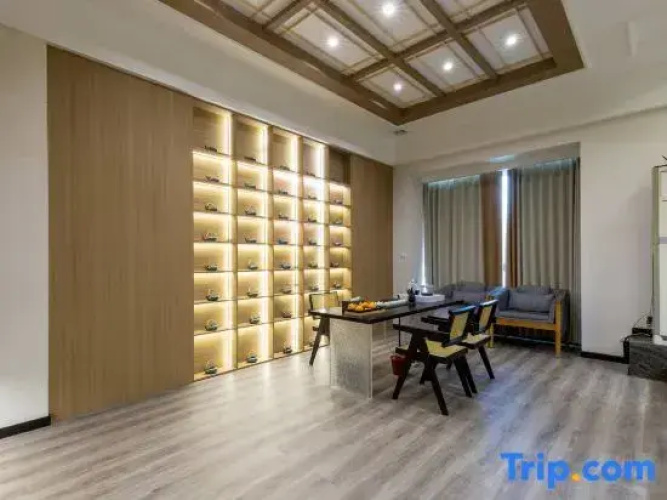 Xingbang Holiday Hotel