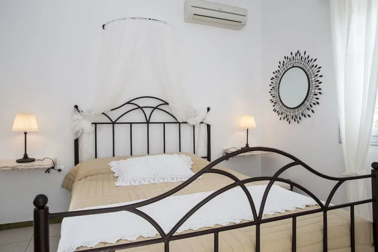 Irini Pension