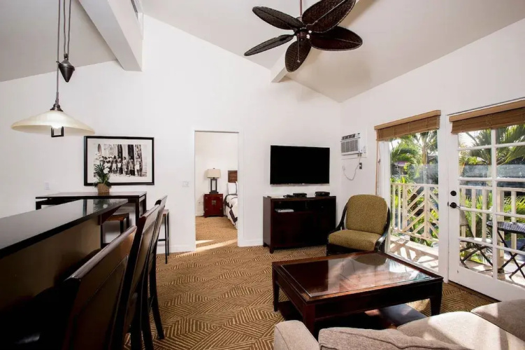 Aina Nalu - Two Bedroom Condo