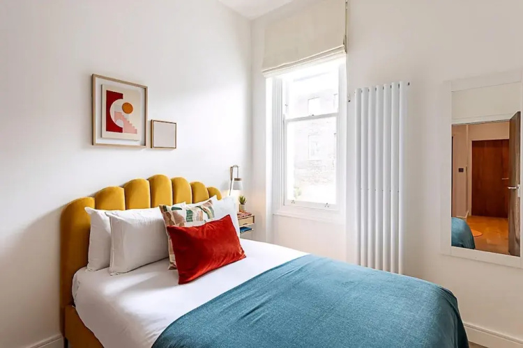 Stunning Earls Court Flat