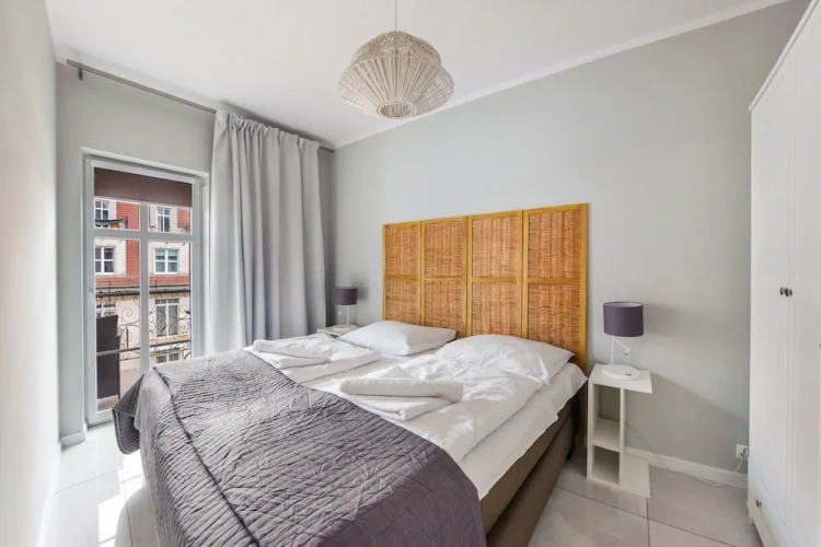Apartment with balcony