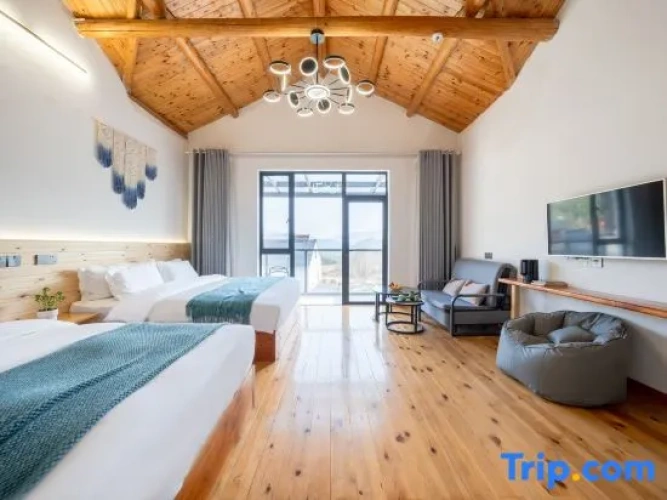 Twin Family Cottage with balcony