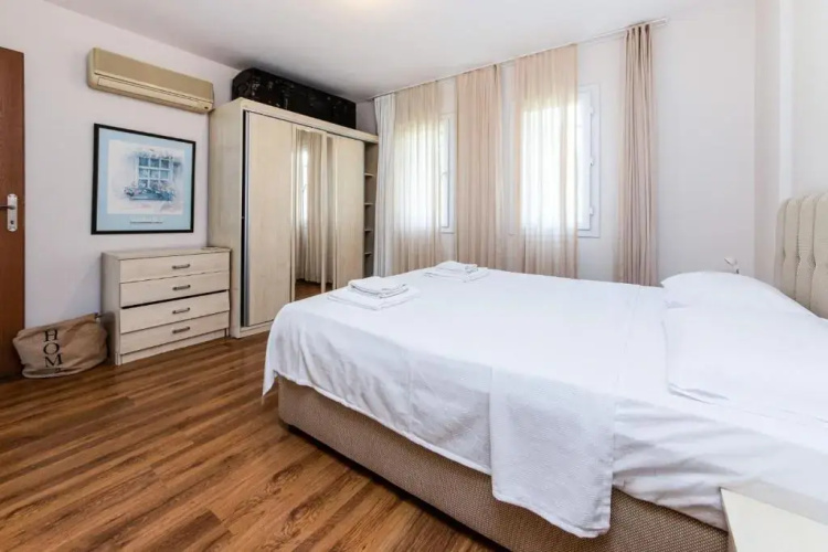 Luxury Villa With Shared Pool in Bodrum Ortakent