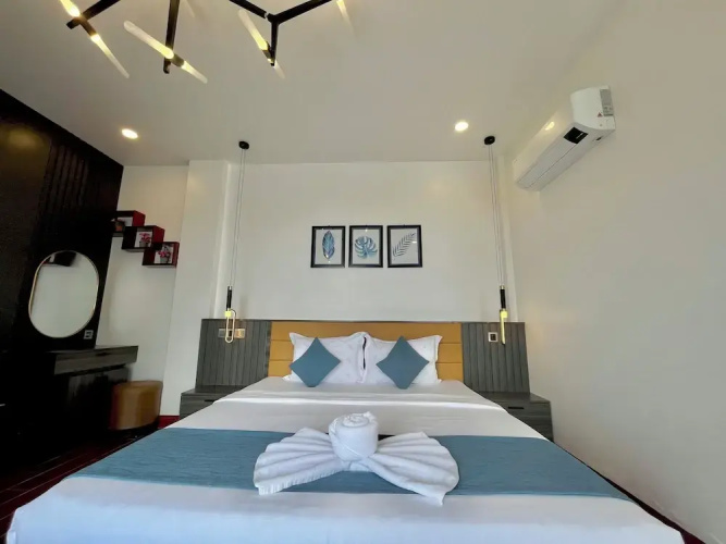 Kep Sea View Hotel & Sky Bar